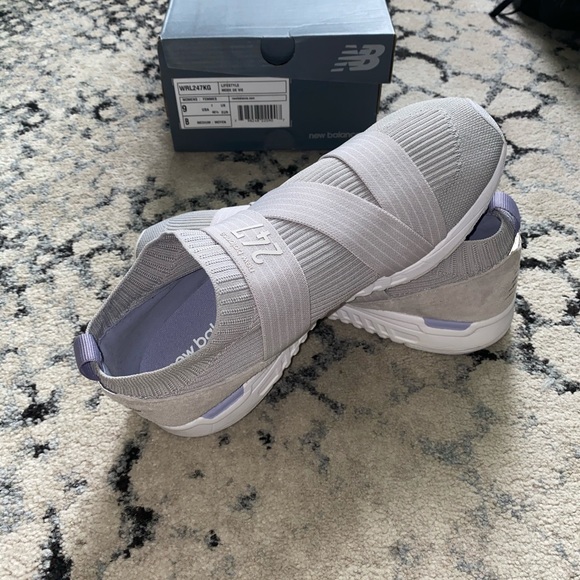 New Balance Shoes - New Balance 247 Knit Slip-On